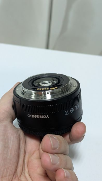 Об'єктив Yongnuo 35mm f/2 Canon
Об'єктив Yongnuo 35mm f/2 Canon