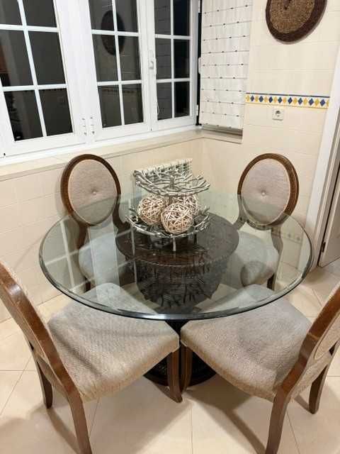 quarto de jantar mesa e 4 cadeiras - reduzido