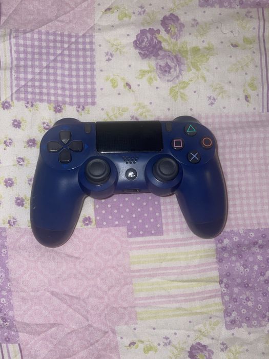 Playstation 4 + comando (azul escuro)