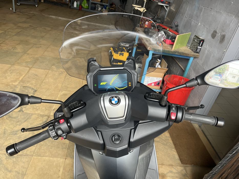 Bmw C400 GT c/ 4500km e garantia