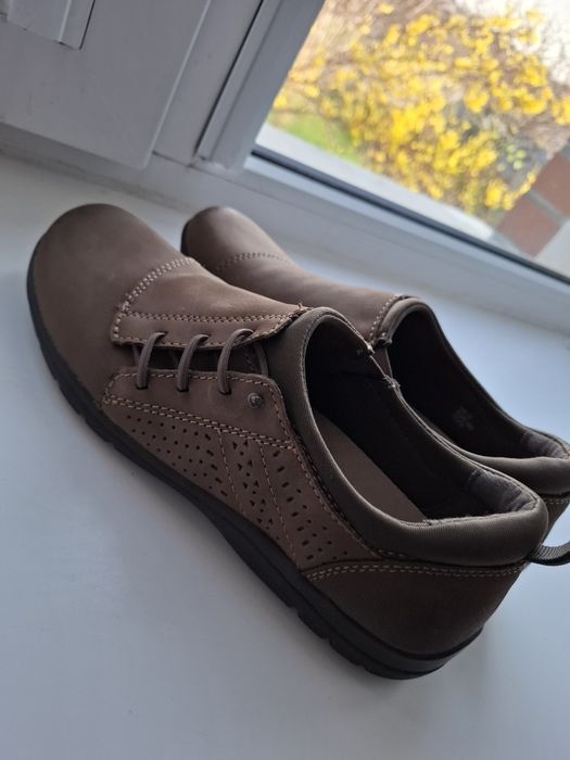 Спортивные туфли"Clarks" 40 размер