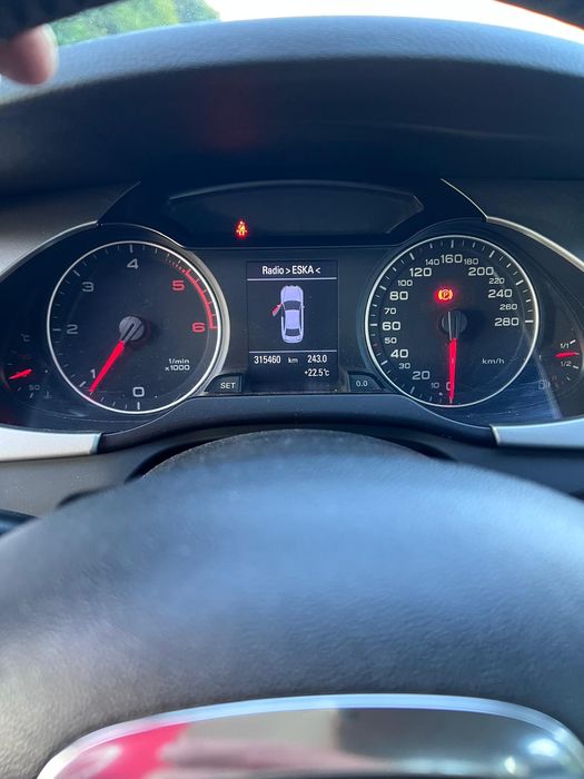 Audi A4 B8 2.0TDI 143KM Sedan s-line cena 25.900 do negocjacji