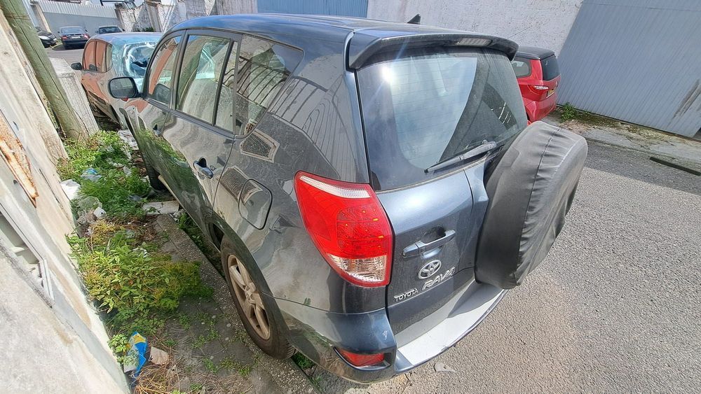 Toyota RAV4 XT5 2.2 D-4D - PARA PEÇAS