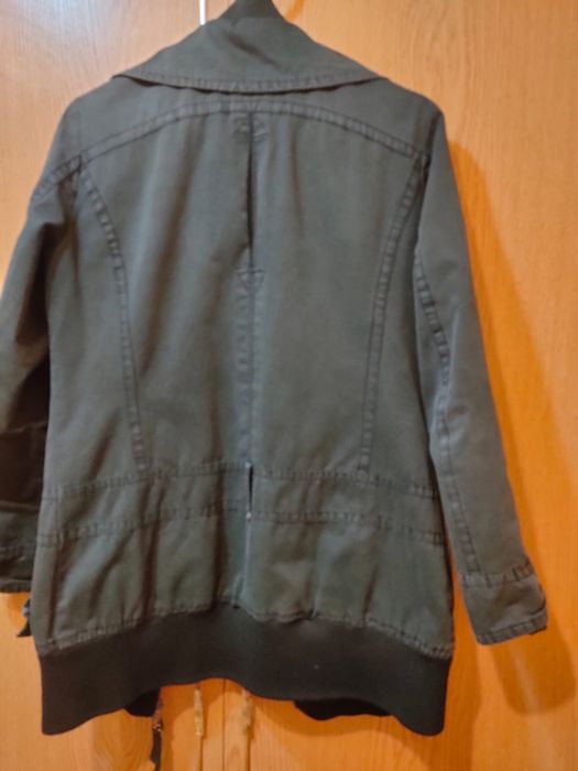 Осенняя куртка(легкая)