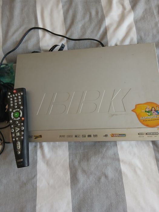 Продам двд плеєр