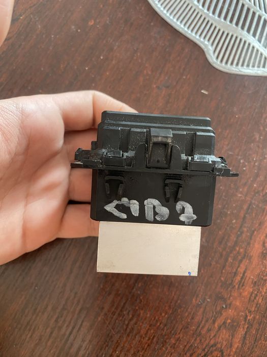 Реостат / резистор вентилятора пічки T1000034Z-C  VLCL-29PWM11N