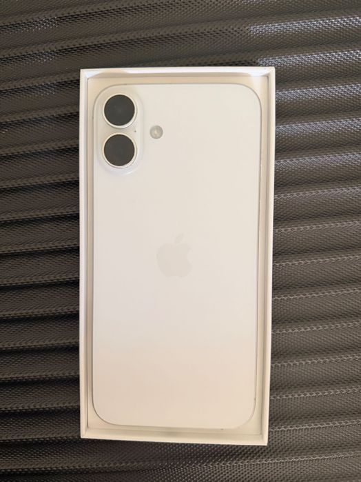 iPhone 16 Plus 128GB Branco