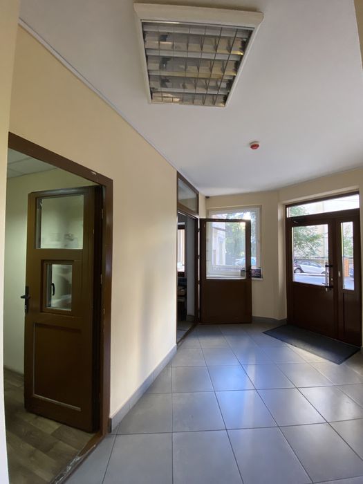 Без Комиссии 3-к, второй свет, ул Урицкого 18, Липковского, метро