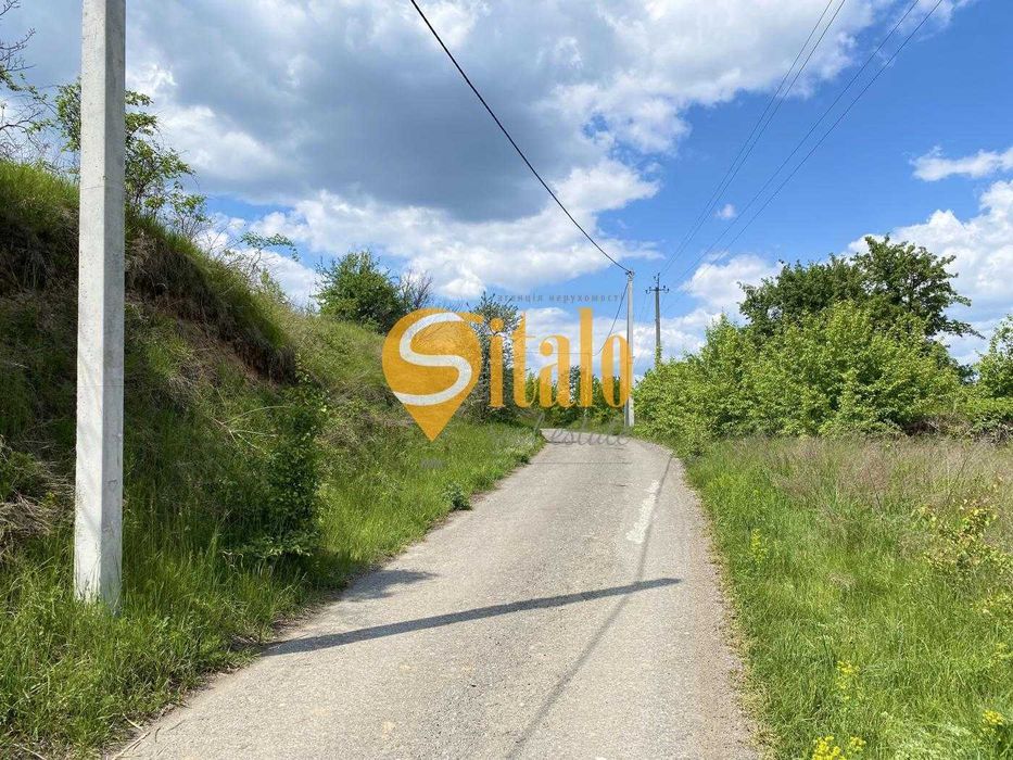 Велика ділянка  з панорамним видом під котеджне містечко в Гвоздові