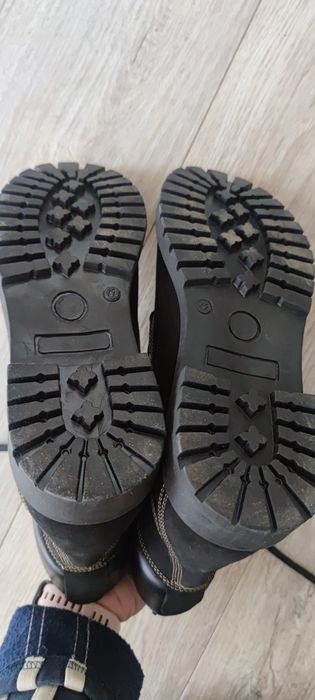 Ботинки мужские .