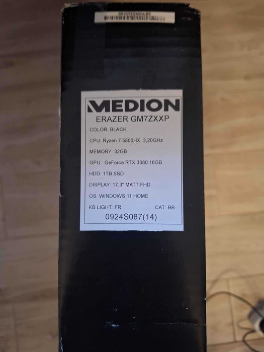 Laptop Medion Erazer Beast X25 | 32GB RAM | RTX 3080 16GB | RYZEN 9 5900HX