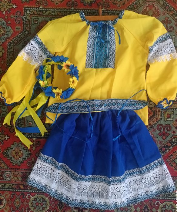 Вишиванка на дівчинку