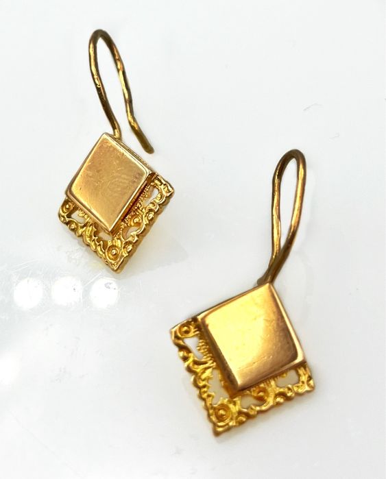 Золотые серьги 583