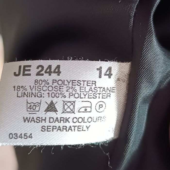 Czarny płaszczyk