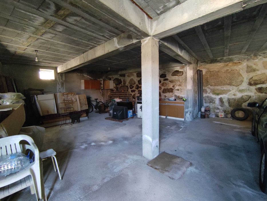 Moradia isolada em granito - Furtado