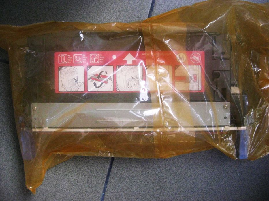 HP Toner oryginalny 644A Q6463A Q6463AC