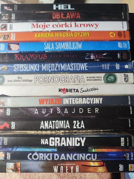 Zestaw 75 płyt DVD/CD filmy