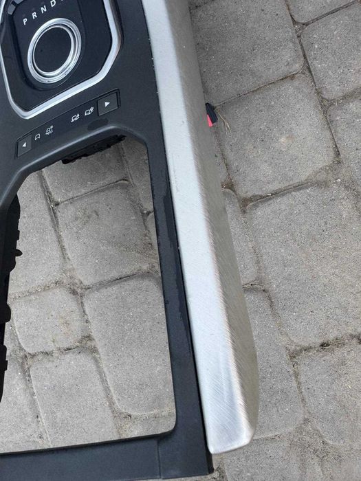 Tunel środkowy wybierak biegów panel klimatyzacji RANGE ROVER EVOQUE I