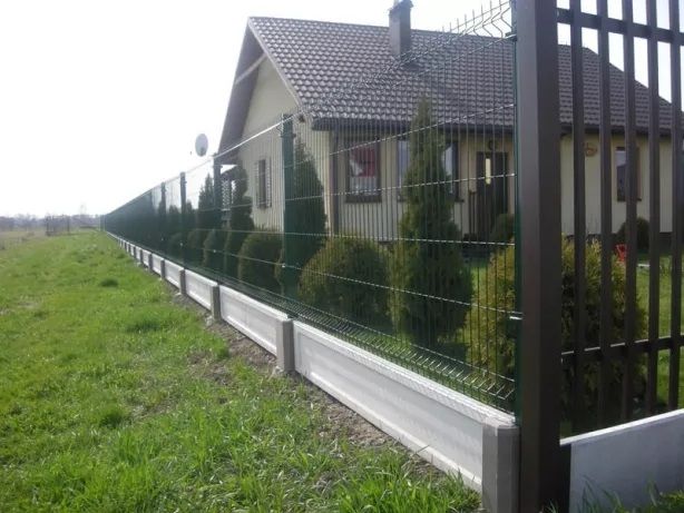 Ogrodzenie panelowe 4mm 173 oc+ral z podmurówką Transport HDS