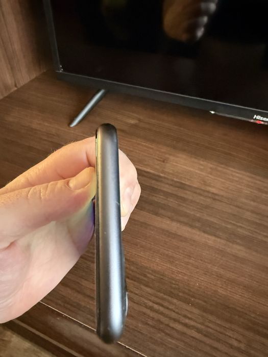 Продам Iphone 11 64gb