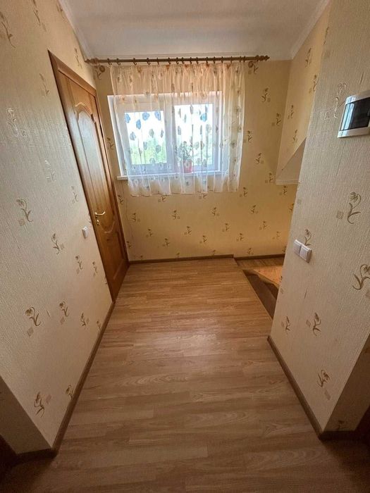 Продам свій будинок Мар'янівка ( Житомирська траса), 50км від м. Нивки