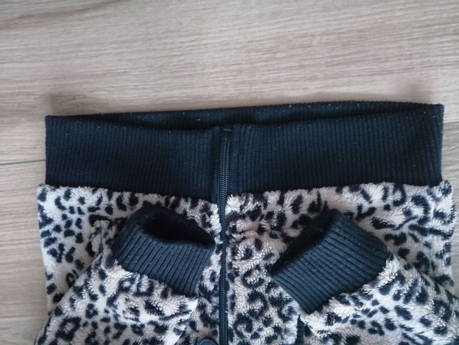 Ciepła gruba bluza Young Dimension 122 miś puszysta