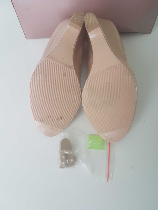 Buty na koturnie, 35 roz.