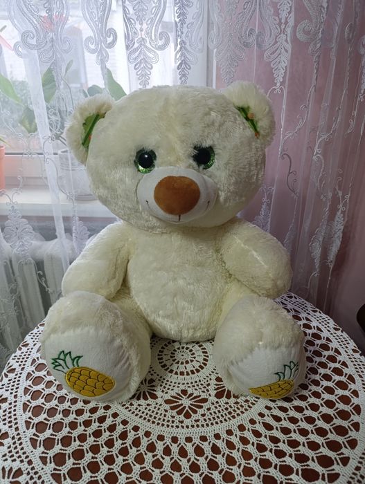 Ведмідь плюшевий великий з скляними блискучими очима