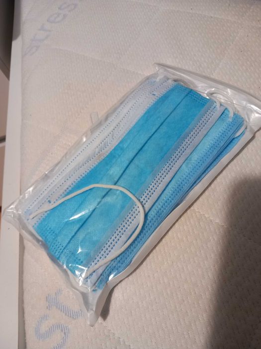 10 sztuk nowych maseczek higienicznych