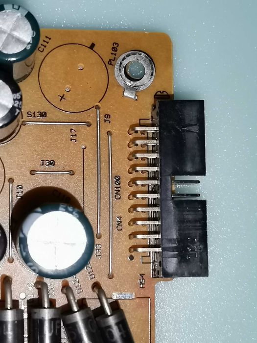 Fonte de alimentação Vestel 17IPS11   2 3 1 1 0 4 8 1