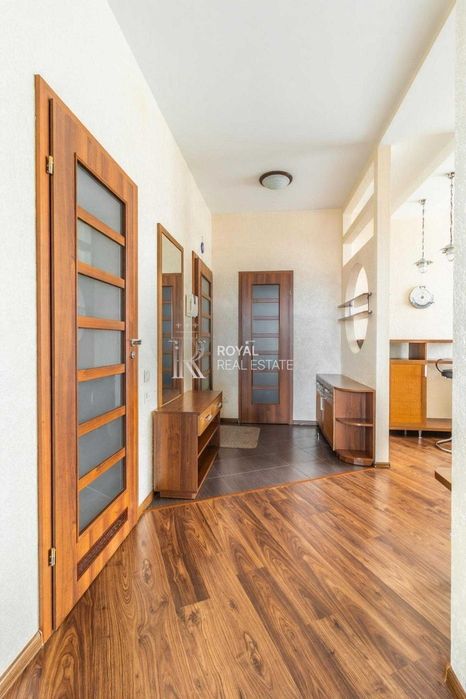 Продаж Квартира Київ ЖК «Оазис» Оболонь 2 кімнати 73,5 м² Вид на Дніпро 12 поверх Кладова Яхт-клуб Набережна Престижна локація Інфраструктура