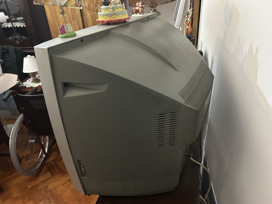 TV Philips 28 polegadas