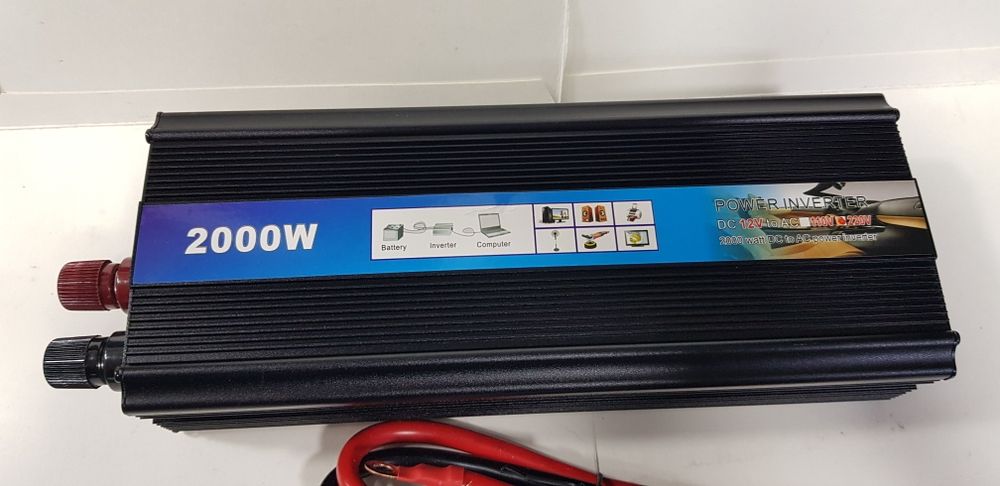 Автомобільний інвестор Power 12V-220V потужність 2000 Ват.