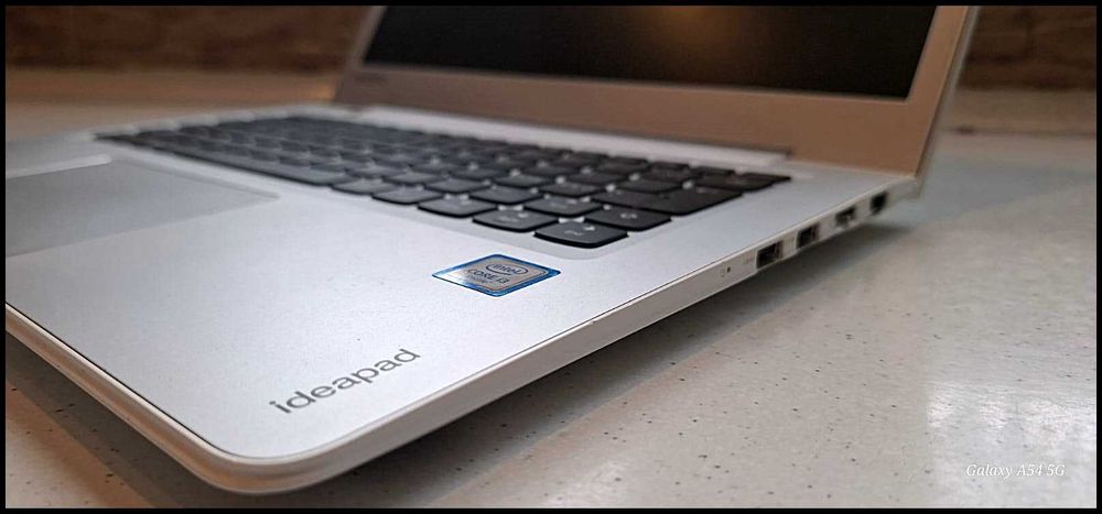 Ideapad Lenovo  i3  6gen biznesowy 1.4,1 cala podświetlana klawiatura