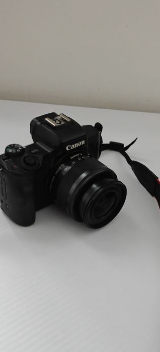 Продаю свій canon m50