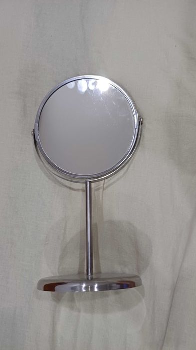 Espelho de maquilhagem