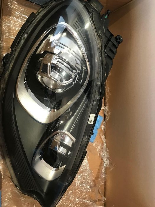 Macan Porsche петли капота капота поворотник