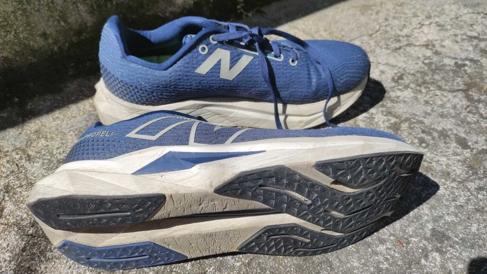 New Balance Fuelcell Propel V5 - EU 42,5