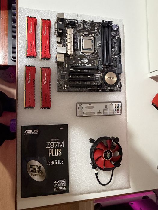 Motherboard Z97M plus
