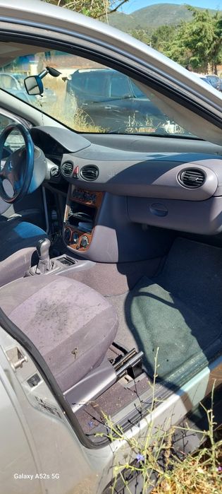 Para peças ou recuperar Mercedes A140 ano2003 com documentos  ativos