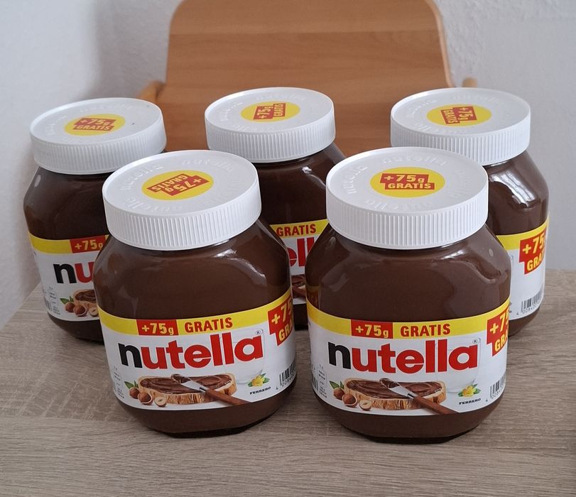 Nutella 850 g  5 słoików Cena 145 zł