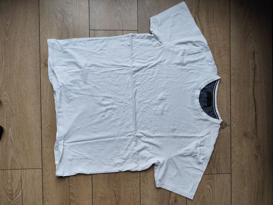 Elegancki stylowy klasyczny t-shirt męski L