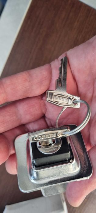 fechadura trinco selim banco Vespa - novo