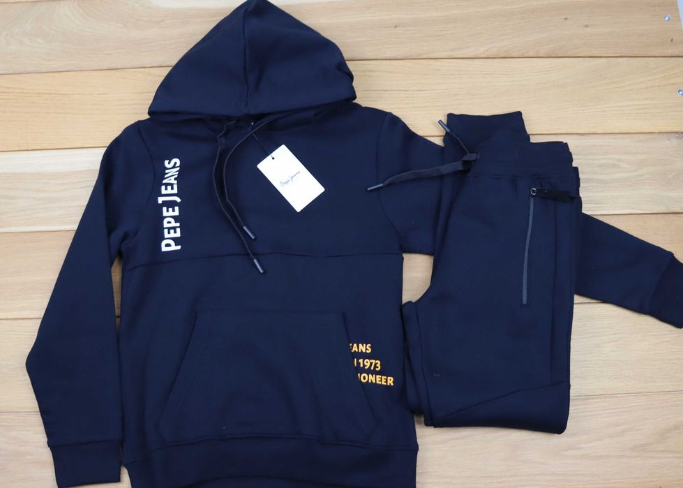 Dres chłopięcy Pepe Jeans rozmiar 134