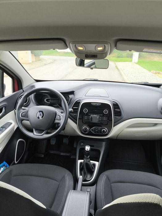 Renault Captur  Semi novo 1.2TCe 120 cv