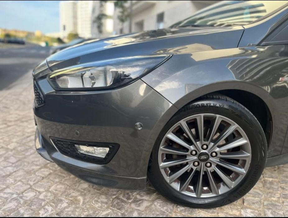 Ford focus st line