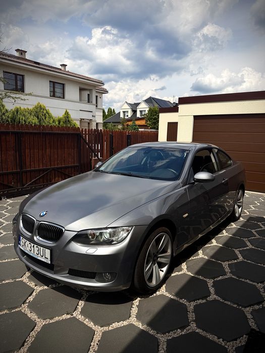 BMW E92 320i Coupe !!