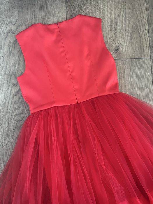 Нарядное платте Milillook, размер 8-9 лет, 128-134 см