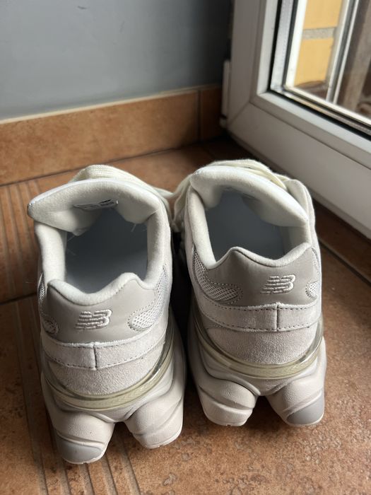 New Balance 9060 Light Beige Grey