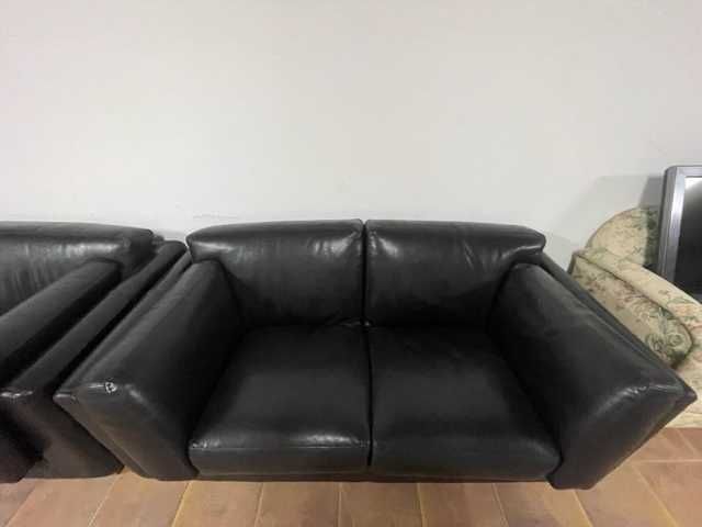 Sofas pretos de pele (quase novos)